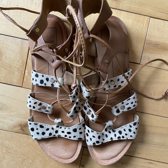 Leopard Print Gladiator Sandals - Picture 3 of 3